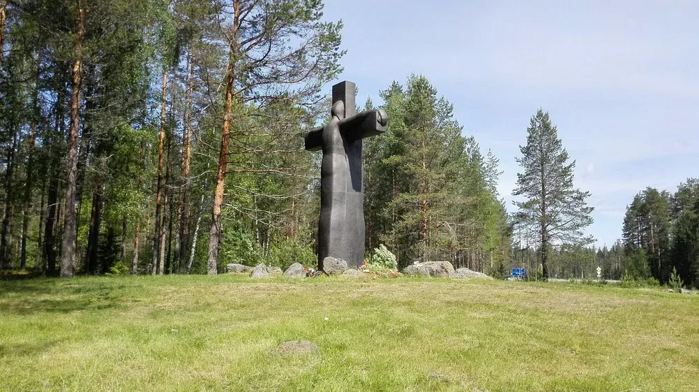 Крест скорби: мемориал памяти и примирения в Карелии